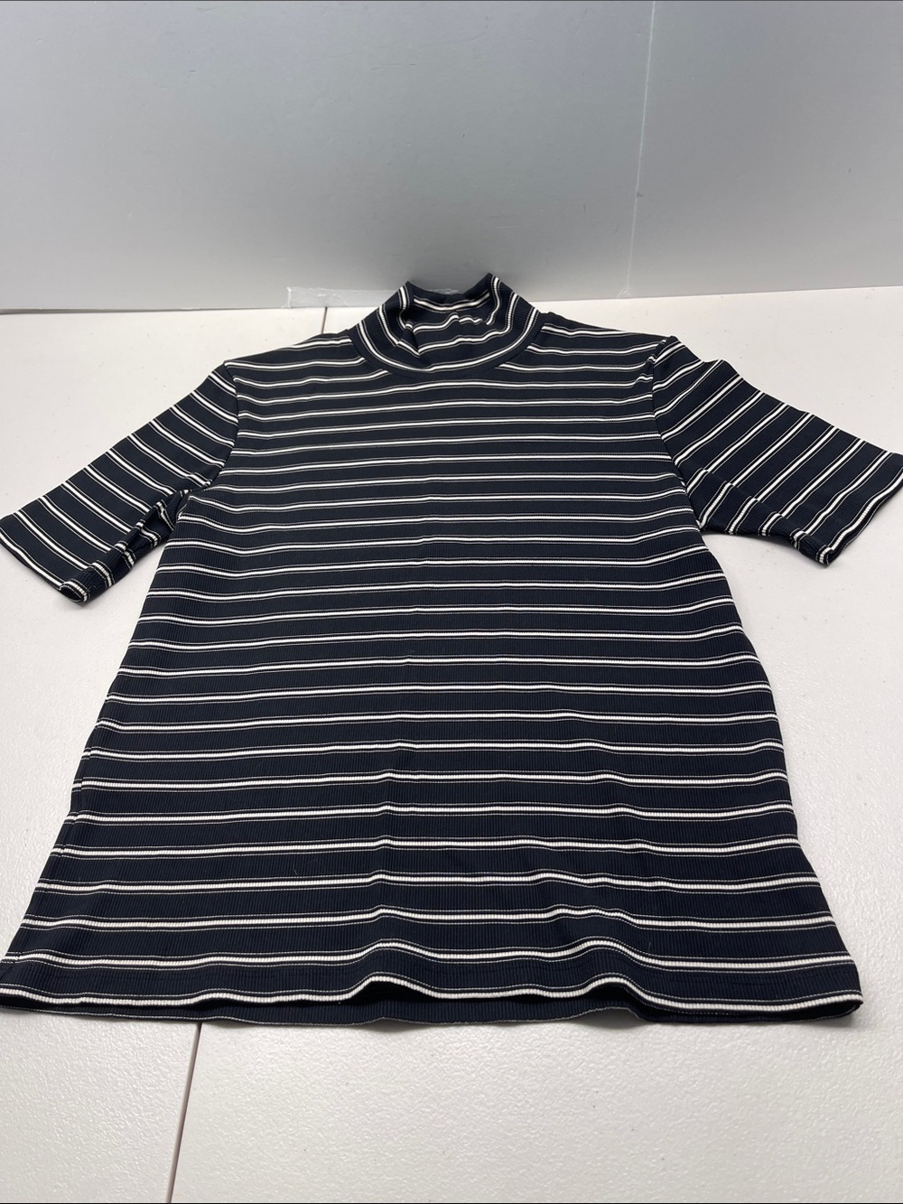 Ralph Lauren Black & White Striped Short-Sleeve Mock Neck Tee. Size M